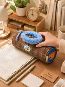 1 Pc Cute Striped Cylindrical Party Pencil Case Checkered Stylish Stain-Resistant Stationery Pouch Storage Organizer For School Office Supplies Cosmetic Bag Travel Accessories Portable Student Gift - View 3
