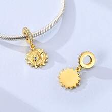 1pc 18K Gold Plated Cat Dog Pet Enamel Lucky Cat Moon Star Heart Charm Bead Suitable For Bracelet Necklace DIY Jewelry Making Gift For Girls Women Perfect Holiday Gift Creative Versatile Birthday Anniversary Wedding Favor Gift - Gold - View 2