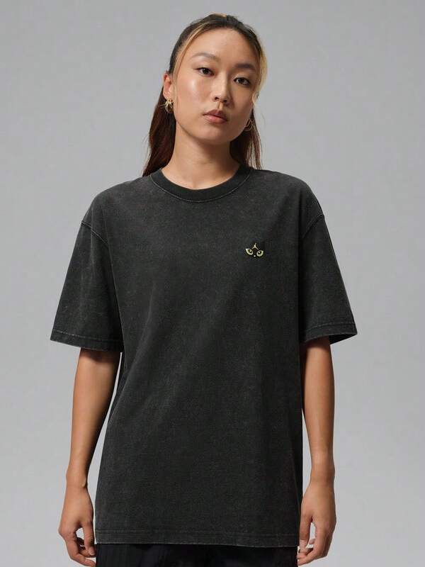 Jordan Women's AS W J SS OS GFX TEE Short Sleeve Knit Collarless T-Shirt TIW1900-010