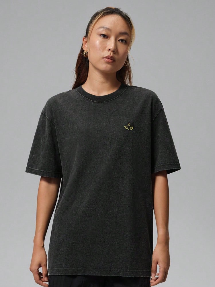 Jordan Kaos Rajut Lengan Pendek Tanpa Kerah Wanita AS W J SS OS GFX TEE TIW1900-010 - Hitam - View 1