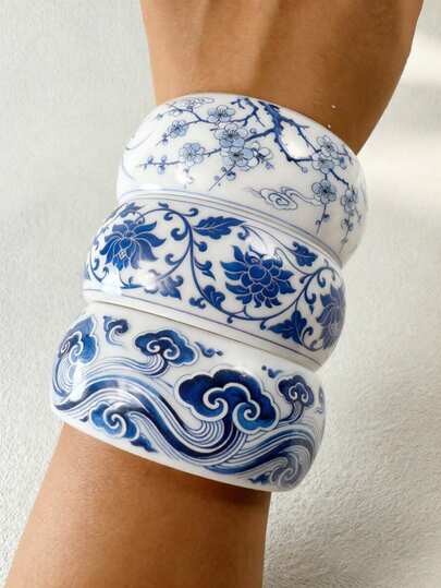 1pc/Vintage Chinese Style Blue And White Porcelain Resin Plum Blossom, Lotus, Auspicious Clouds And Waves Print Wide Bracelet, Suitable For Women's New Chinese Style Outfit, Daily Commute Jewelry Gift