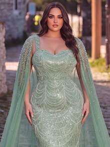 Elegant Plus Size Mermaid Formal Gown With Beaded Sequin Heart Neckline And Cloak Sleeves, Perfect Prom Party Dress - Green - View 3