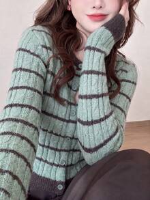 Jaket Sweater Rajut Wanita Kasual Minimalis Bergaris Leher Bulat Musim Gugur/Musim Dingin - Hijau - View 5