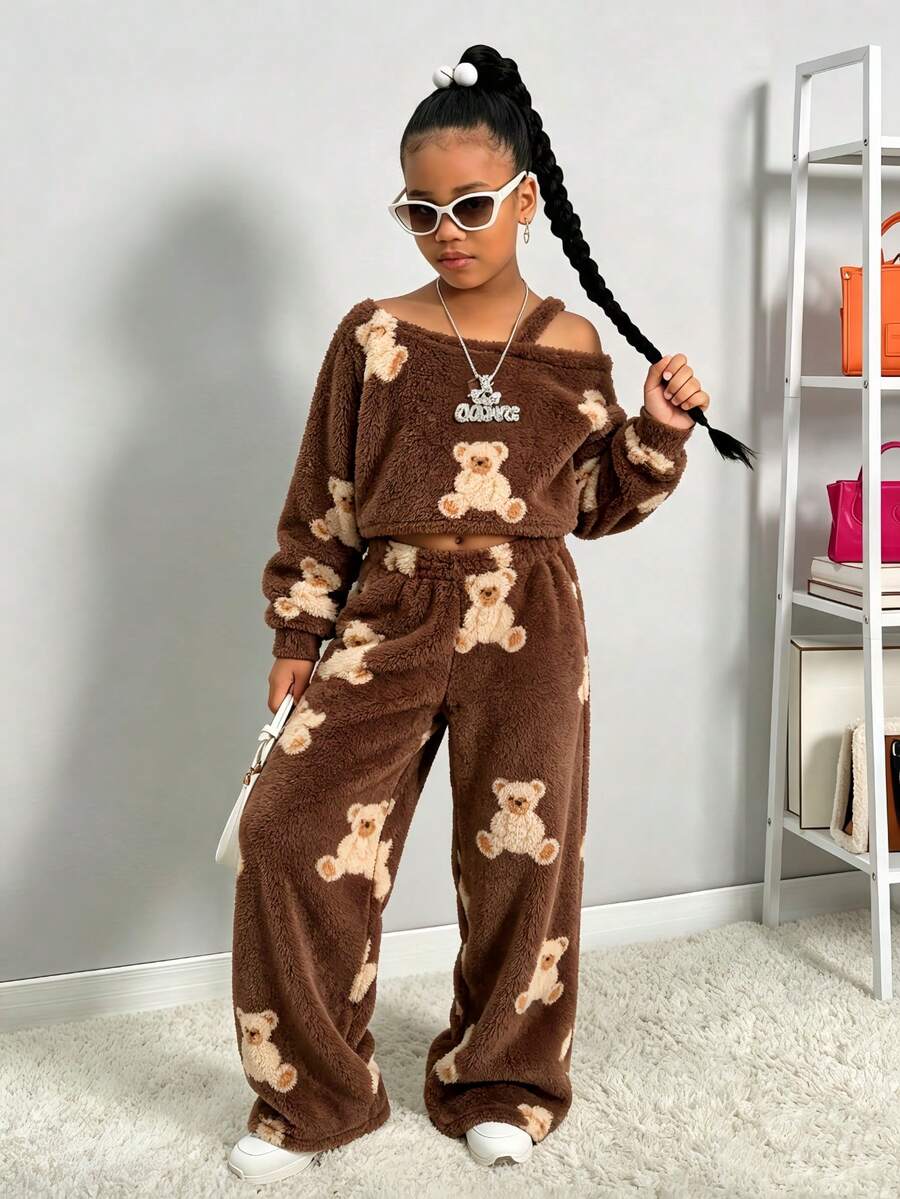 طقم ملابس من قطعتين من الفليس الناعم للبنات الكبيرات، ملابس علوية قصيرة بأكمام طويلة بطبعة دب وبنطال طويل، طقم ملابس منزلية دافئة للخريف والشتاء للأعمار من 7-12 سنة - بني - مشاهدة 1