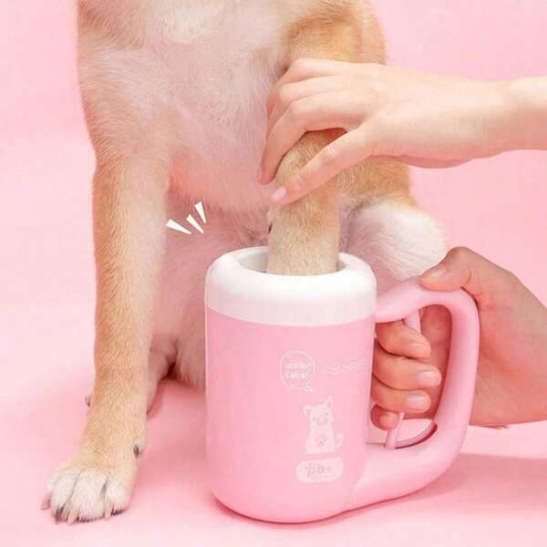 1 pièce Nettoyant de pattes de chien Tasse de lavage de pattes d'animaux de compagnie 2-en-1 Brosse de nettoyage de pieds en silicone portable Outil de nettoyage de pattes de petit chien et chat Tasse de lavage de pattes de chien Tasse de lavage de pattes de chien et chat