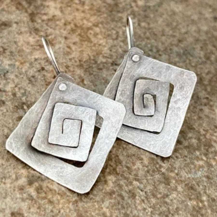 Vintage Geometric Hollow Circle Drop Earrings, Minimalist Sophisticated Vibe Accessory, Daily Date Wear Women's Gift Jewelry - Silver - View 1