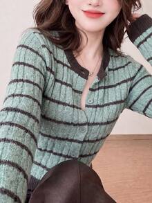 Jaket Sweater Rajut Wanita Kasual Minimalis Bergaris Leher Bulat Musim Gugur/Musim Dingin - Hijau - View 4