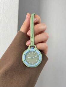 1件女款手錶，多巴胺學生風女款吊墜口袋錶，適合日常佩戴，時尚酷感多邊形女錶，適合節日週年送給她或自用禮物 - 綠色 - 查看 5