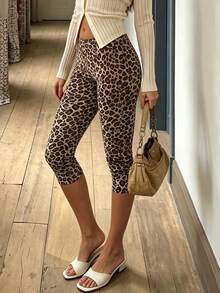 Women's Fashion Leopard Print Slim Fit Capris - Multicolor - View 4