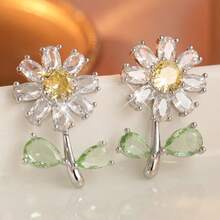 Gmzalx Gentle & Sweet Daisy Earrings, Women's Daily Commute, Date, Vacation Earrings - Two-color - View 6