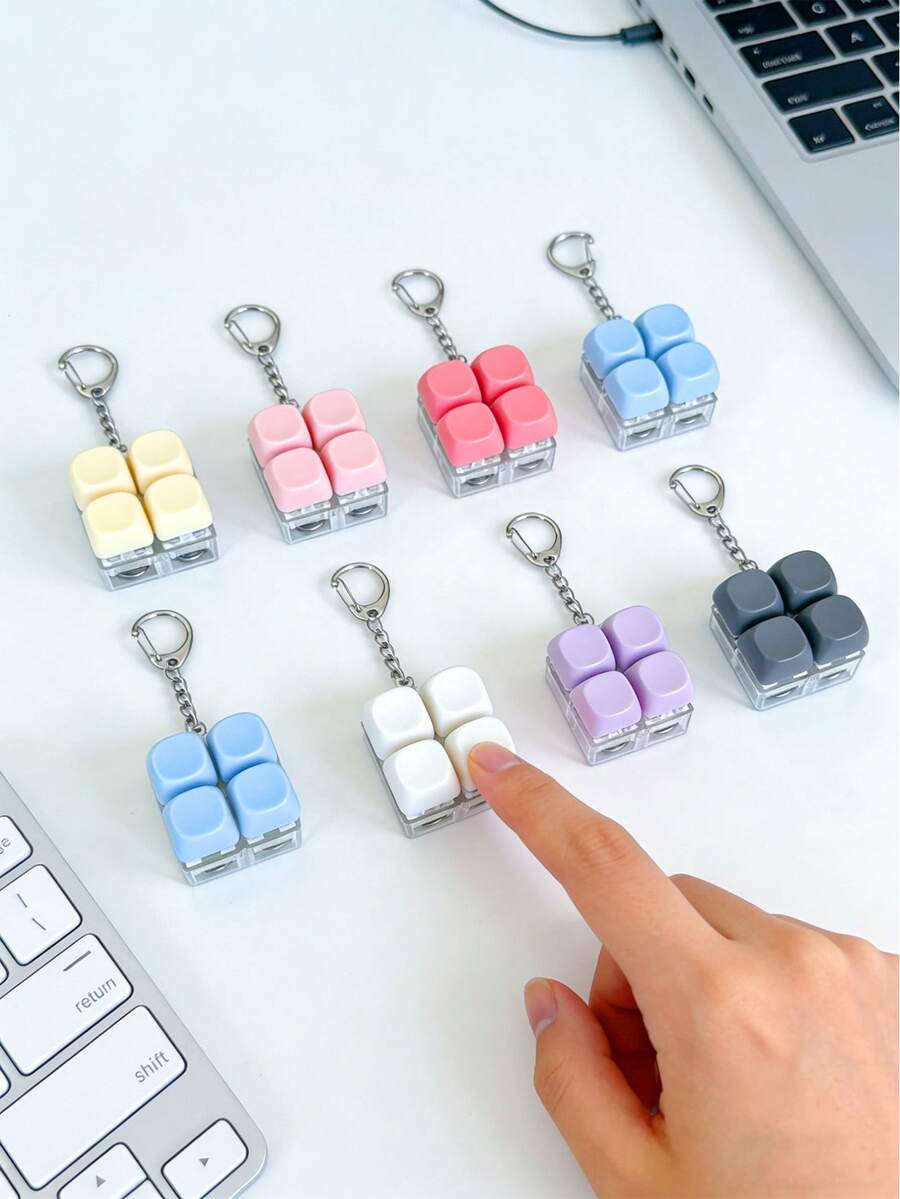 2-Key/4-Key Analog Keyboard Keychain, Colorful Stress Relief Mechanical Keyboard Pendant, Finger Press Keychain, Car Keychain, Gift - Multicolor - View 1