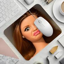 Mouse Pad Persegi Bergambar Boneka Cemberut Lucu, Desain Pola Ekspresi Wajah yang Humoris dan Ceria, Alas Pelindung Dekorasi Meja yang Menarik Perhatian, Alas Kantor Karet Anti Selip dengan Tepi Terkunci, Ukuran Kecil Cocok untuk Laptop, Komputer Desktop, Gaming, Kantor, dan Penggunaan Sehari-hari - View 4