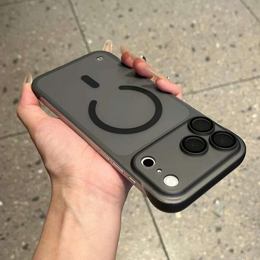 Luxury Matte Transparent Ultra-Thin Frameless Heat Dissipation Magnetic Phone Case, Compatible With IPhone 17 Pro 17 16 Pro Max 16 Pro 16 15 Pro Max 15 Pro Max 15 Pro 15 14 Pro Max 14 Pro 14 13 Pro Max 13 Pro 13 12, Transparent Wireless Charging Shockproof Hard Shell - Black - View 1