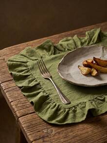 1pc Olive Green Solid Color Ruffle Trim Placemat, Natural Rustic Style Fabric Material Square Shape With Ruffle Trim Detail, Stain-Resistant Tabletop Protection And Decorative Function, Suitable For Daily Home And Natural Dining Table Setting - Green - View 11