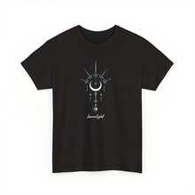 Lunar Light Unisex Graphic T-Shirt, Minimalist Clothing, Moonlight Shirt - 款式 - 查看 1