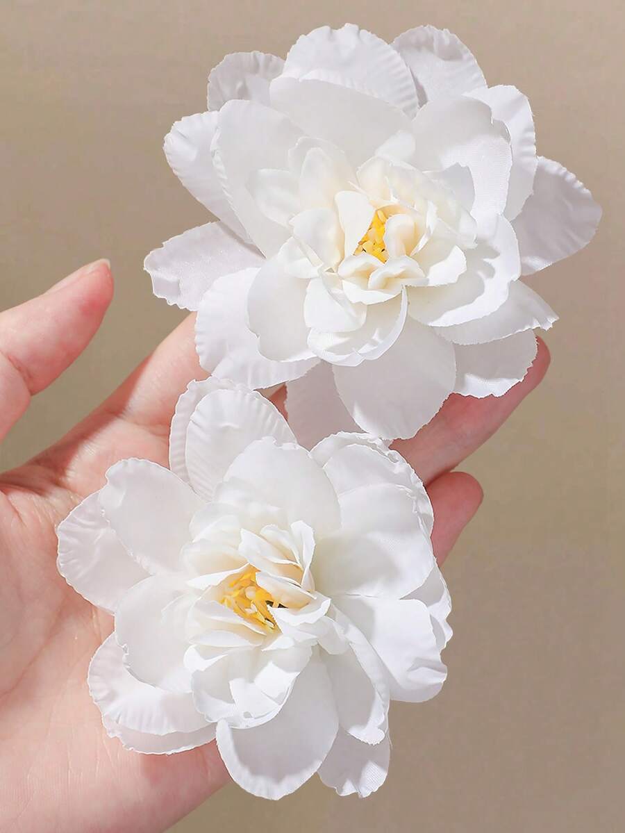 3pcs Girls White Faux Fabric Pleated Flower Hair Clips, Bangs Side Clips, Hair Accessories For Baby Girls, Beach Headwear, Daily Use - White - View 1