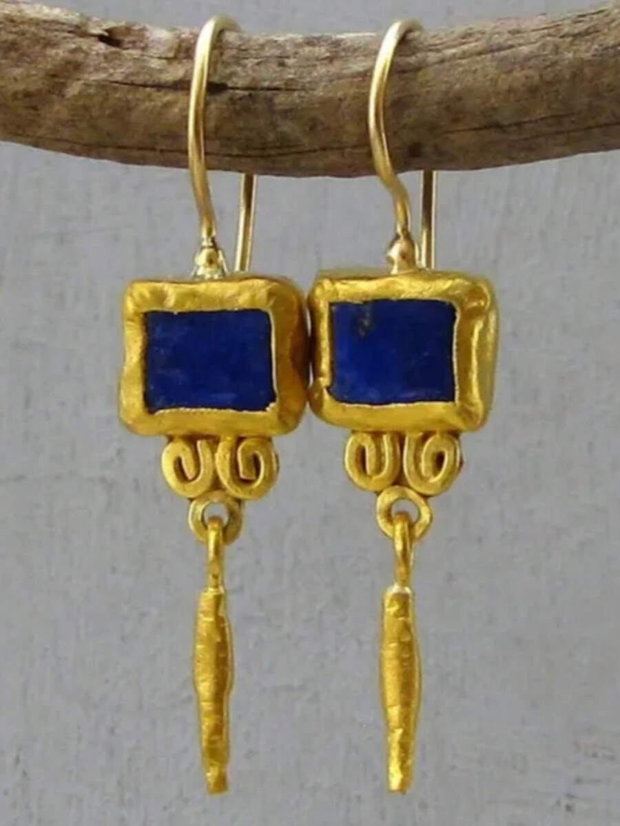 Gmzalx Artistic Vintage Earrings, Women's Dating Style Matching Pair, Gentle Atmosphere, Daily Accessory, Versatile Fashion Accessory - Gold - View 1