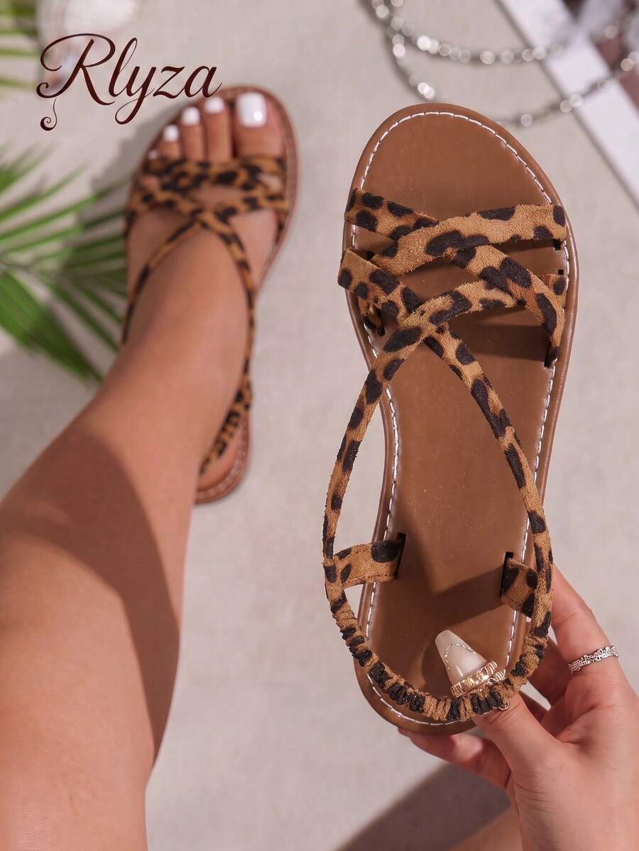 Plus Size Spring/Summer New Casual Fashionable Slip-On Women's Flat Sandals, Versatile For Outdoor Activities,Beach Outfits - Multicolor - View 1
