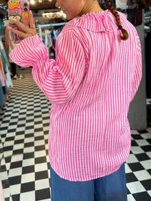 Blus Wanita Baru dengan Motif Garis-Garis dan Rumbai/Ruffle, Atasan Baru untuk Liburan Pantai Musim Gugur/Dingin Warna Pink - Berwarna merah muda - View 4