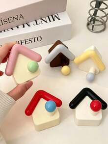 5pcs/1pc Cute House Shaped No-Drill Strong Adhesive Hooks, Decorative Practical Storage Hooks, Suitable For Bedroom Bathroom Kitchen Entryway Home Miscellaneous Storage Decoration, Room Decoration, Autumn Home Decor - Multicolor - View 10