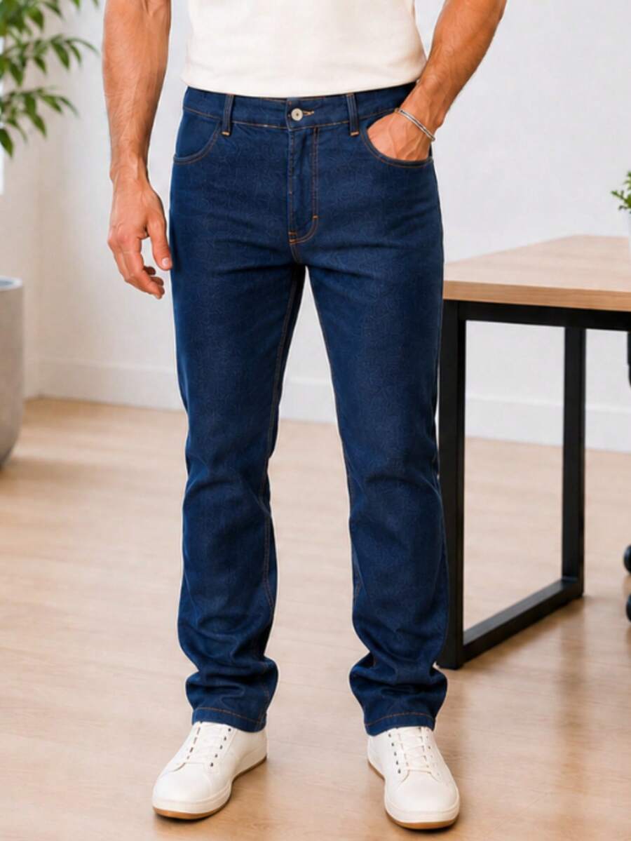 Calça jeans masculina de corte reto com bolsos, fechamento frontal longo com botões (sem elastano). - Lavagem escura - Visão 1