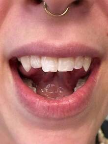 THATBOY 2PCS/SET Vampire Teeth Fangs Werewolf Teeth Cosplay Prop Decoration For Halloween Party Costume Accessory - Multicolor - View 5