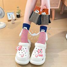 1 Pair Funny 3D Holding Hands Mid-Calf Socks, Novel Striped Socks With Plush Big Eyes And Soft Hand Decoration, Suitable For Couples, Family Gatherings, Party Gifts, Daily Home Couple Outfits - Multicolor - View 2