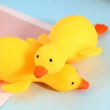 1 buah Mainan Remas Bebek Besar dengan Pantulan Lambat, Mainan Penghilang Stres untuk Dewasa, Mainan Remas Bebek Kuning - MultiWarna - View 4