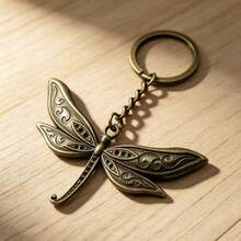 1pc Fashionable Cute Realistic Dragonfly Keychain, Zinc Alloy Minimalist Personalized Versatile Small Dragonfly Key Chain Car Key Pendant, Convenient To Carry - Silver - View 5