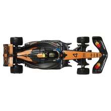 Hot Wheels Premium F1 玩具車 2入組,1:64 比例壓鑄 McLaren F1 賽車套組,包含 #81 Oscar Piastri 與 #4 Lando Norris - JMM91 - 查看 4