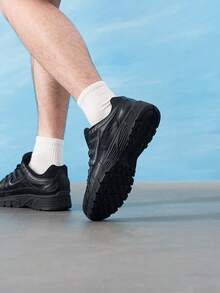 男士運動休閒鞋 NIKE P-6000 舒適透氣緩震輕量跑步休閒鞋 CD6404-002 - 黑色 - 查看 5