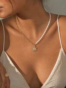 Hegaze 1pc Patchwork Faux Pearl Chain Rhinestone Sun Pendant Necklace, French Vintage Women's Vacation Style Collarbone Chain - Yellow Gold - View 2
