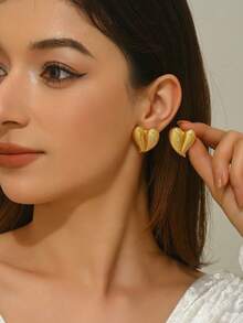 VceTd 2PCS Fashion Romantic Style Asymmetrical Heart-Shaped Stainless Steel Stud Earrings For Women, Suitable For Daily Wear, Dates Or Holiday Gifts - Yellow Gold - View 3