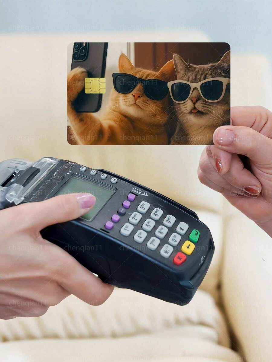 1pc Funny Cat Official Credit Card Sticker Privacy Protection Card Skin, Selfie Pet Cat Pattern Birthday Gift PVC Material Anti-Fingerprint Anti-Scratch Wear-Resistant Card Sleeve, Card Protector, Suitable For Men, Women, Couples, Small Chip Card, Bank Card Decoration Sticker, Credit Card, Transit Card, Student Campus Card Personalized DIY - Type a - View 1