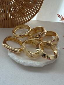 Exaggerated Geometric Textured Gold Bracelet Set, Asymmetrical Wavy Hammered Cuff Bangles, Personalized Layered Accessories - Gold - View 8