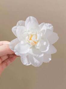 3pcs Girls White Faux Fabric Pleated Flower Hair Clips, Bangs Side Clips, Hair Accessories For Baby Girls, Beach Headwear, Daily Use - White - View 2