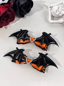 1pc Dark Sweet Cool Subculture Bat Wing Bow Hair Clip With Exquisite Heart Rhinestone Decor, Niche Headpiece For Halloween Party Atmosphere, Suitable For Holiday Styling, Travel, Photography, Daily Outfit Matching And Multiple Style Looks - Multicolor - View 3