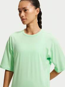Nike 24.7 ImpossiblySoft Light Dri-FIT Women's Super Soft Quick-Dry Short Sleeve T-Shirt IQ9333-391 - Water Clear Green - View 3