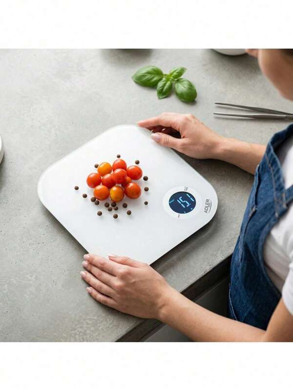 Adler Kitchen Scale, Digital Kitchen Scale, Large Platform Food Scale - 10kg Capacity, Water/Milk Volume Calculator, Tempered Glass 218x218mm, Tare Function