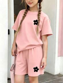 2pcs/Set Girls Outfit, Includes Round Neck Short Sleeve T-Shirt And Sports Shorts, Floral Print, Vibrant & Fashionable, Suitable For - Pink - View 2