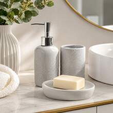 3-Piece Grey Ceramic Bathroom Accessory Set With Soap Dispenser, Toothbrush Holder And Soap Dish, Modern Geometric Relief Design - 白色 - 查看 1