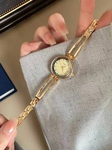 1件金色方形手鍊石英女錶，精緻小巧時尚，適合日常配戴，生日/畢業禮物，休閒風 - 金色 - 查看 3