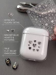 1套小眾冷色調銀色愛心壓紋裝飾貼紙，多款鏤空框架愛心圖案，可自由排列組合，裝飾個人物品，營造冷冽、洗鍊且精緻的氛圍 - 冷色調銀色愛心 - 查看 2