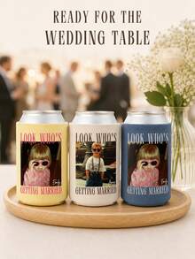 1個個性化婚禮易開罐保冷套，可客製照片與姓名，Look Who's Getting Married 飲料杯套，婚禮派對伴手禮 - 彩色 - 查看 8