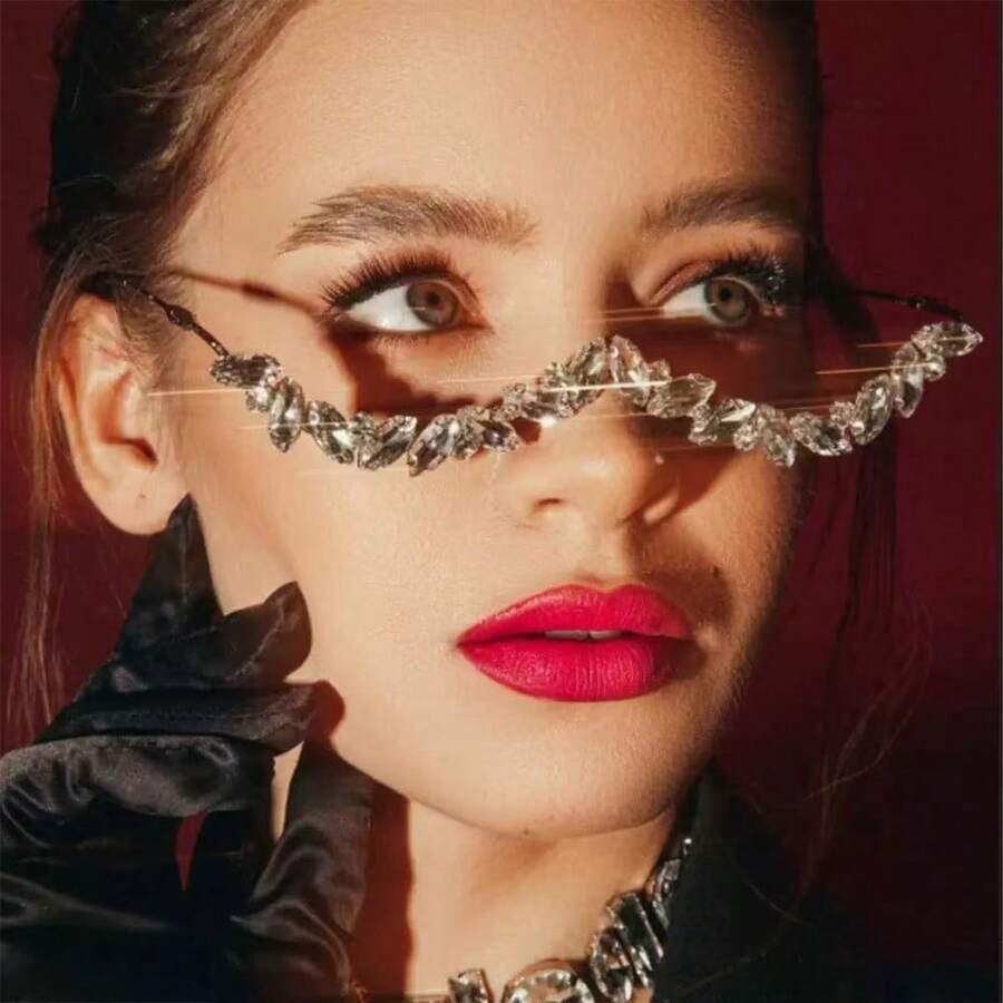 1pc Silver White Rhinestone Teardrop Eyeglass Frame, Personalized Sparkling Rhinestone Street Style Accessory, Vintage Artistic Photo Prop For Women - Silver - View 1