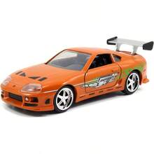 سيارة Jada Toys Fast & Furious Brian's Nis-San Skyline GT-R BNR34 من المعدن المصبوب، مقياس 1:32، سيارة رياضية أسطورية JDM، نسخة سباق فضية، سيارة فيلم معدنية مفصلة قابلة للجمع، زينة عرض لعشاق السيارات، هدية لمحبي Fast & Furious - متعدد الألوان - مشاهدة 12