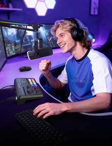 Mixer Audio Gaming FIFINE SC8 untuk Live Streaming dengan Suara Surround 7.1ch | Untuk PC, RGB, Preamp Headphone, Tombol Mute, Kontrol Volume, Input Optik, Daya Phantom 48V, 3 Mode EQ, Penyeimbang Volume Obrolan Game - View 9