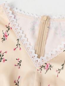 Gaun Wanita Lengan Panjang Satin Motif Bunga yang Elegan - Aprikot - View 7
