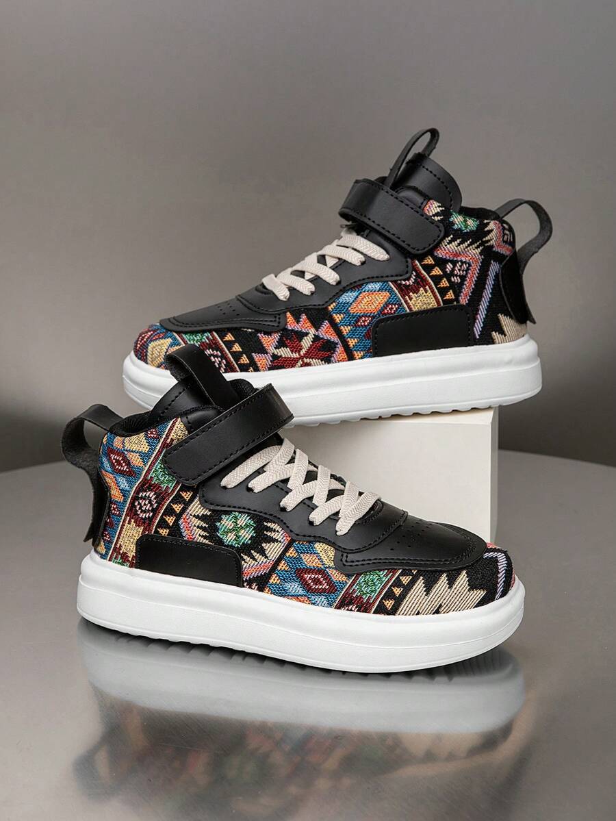 1 Pair Kids' Mid-Top Sneakers, Geometric Pattern Design, Breathable & Comfortable For Indoor/Outdoor Casual Running, Easy Slip-On With Closure, Lightweight & Breathable, Fashion Retro Style For Boys & Girls - Black - View 1