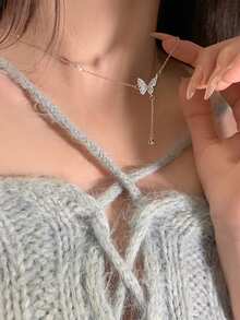 輕奢閃亮水鑽蝴蝶吊墜項鍊，小眾流蘇吊飾設計，百搭裝飾頸鍊，適合女性通勤穿搭 - 銀色 - 查看 3